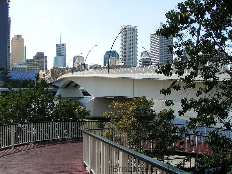 Victoria Bridge